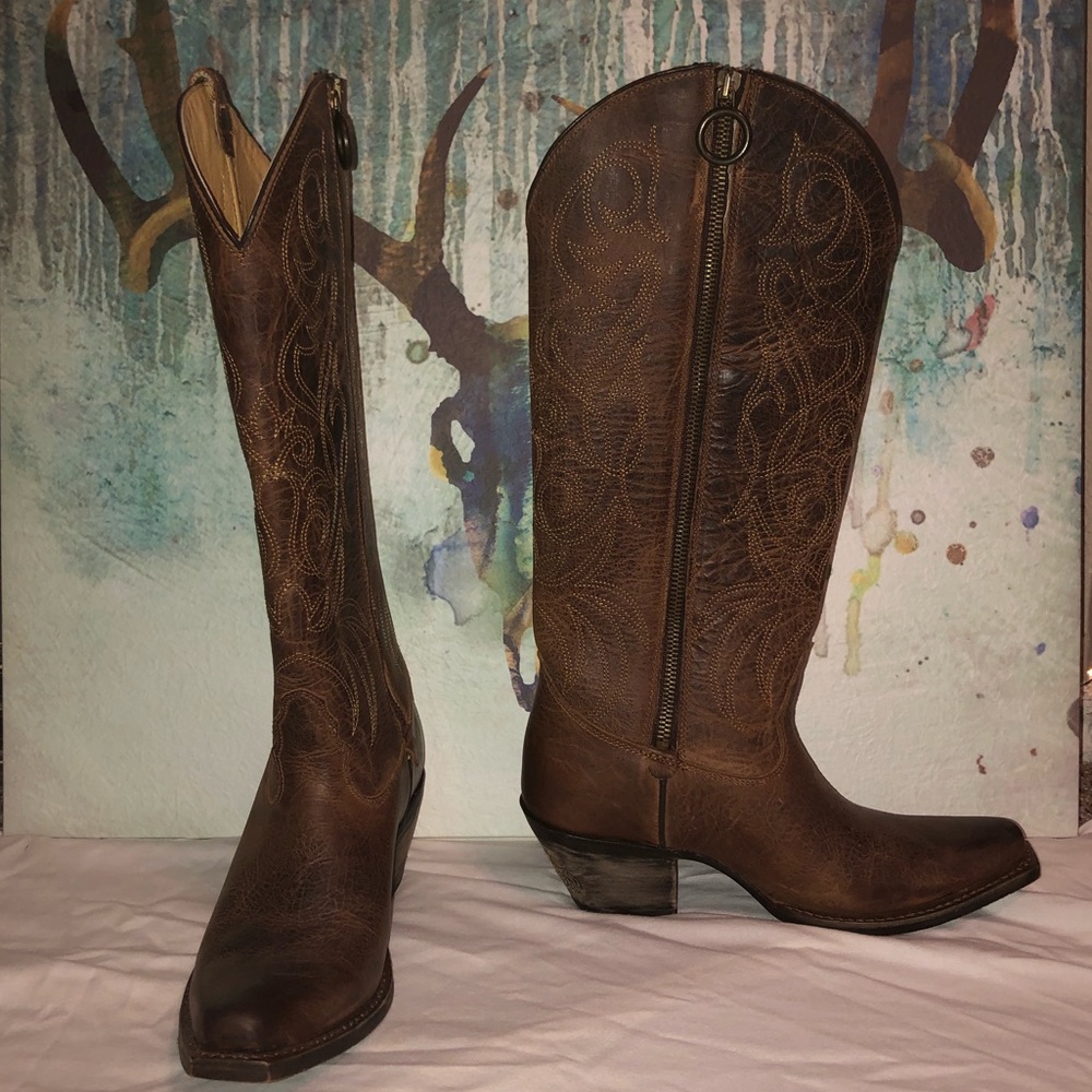 Justin cowboy boots